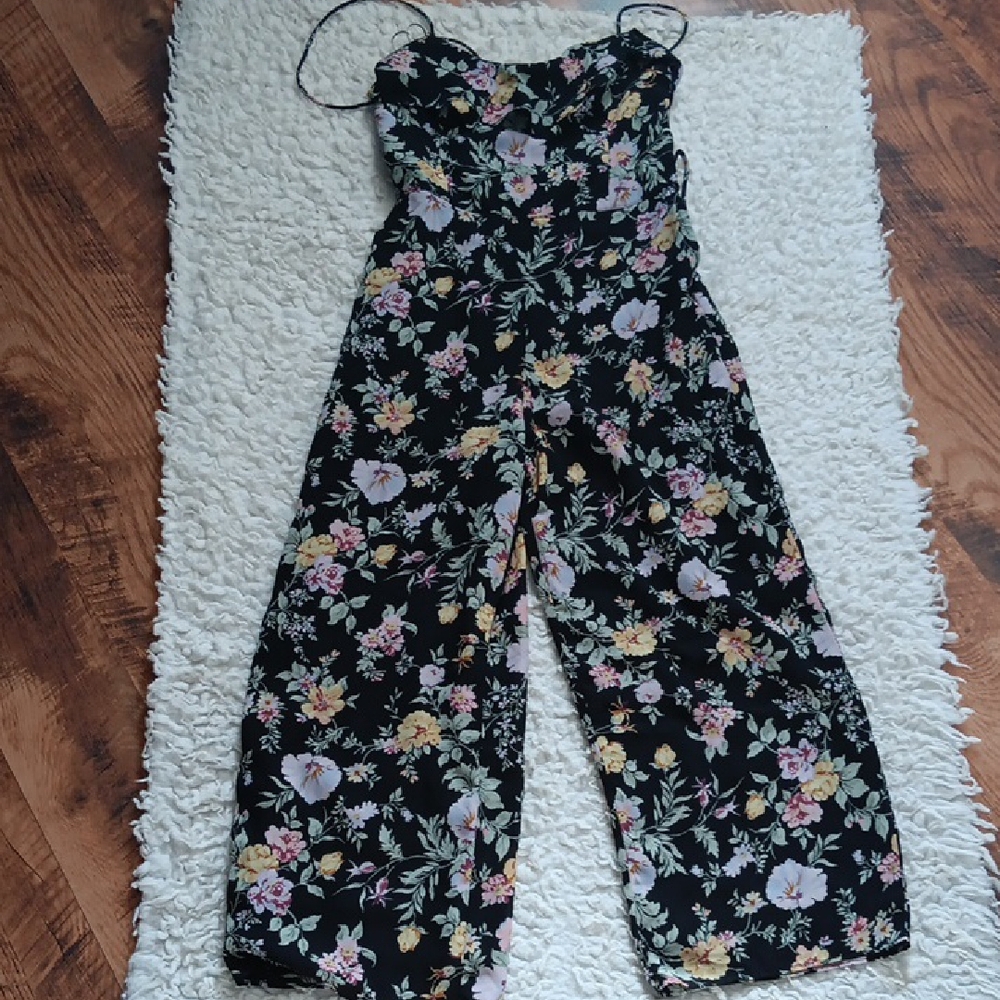 Abercrombie & Fitch Black Floral Jumpsuit XSP
